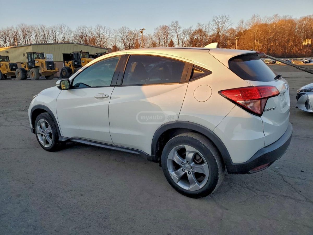 Honda HR-V 2016 — photo 2