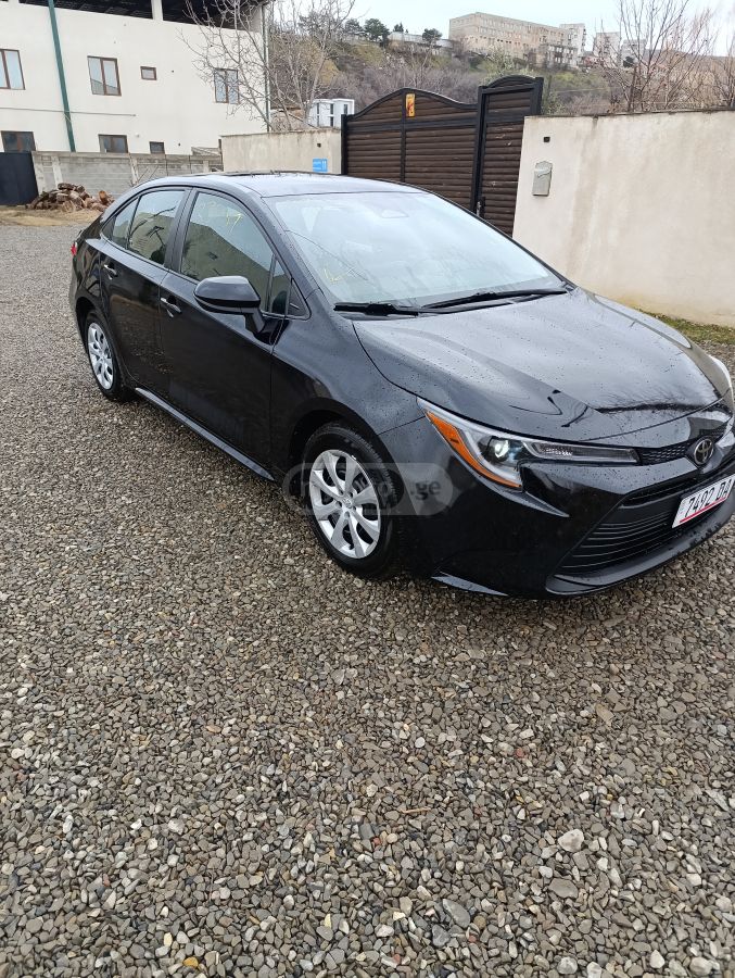 Toyota Corolla 2023 — photo 2
