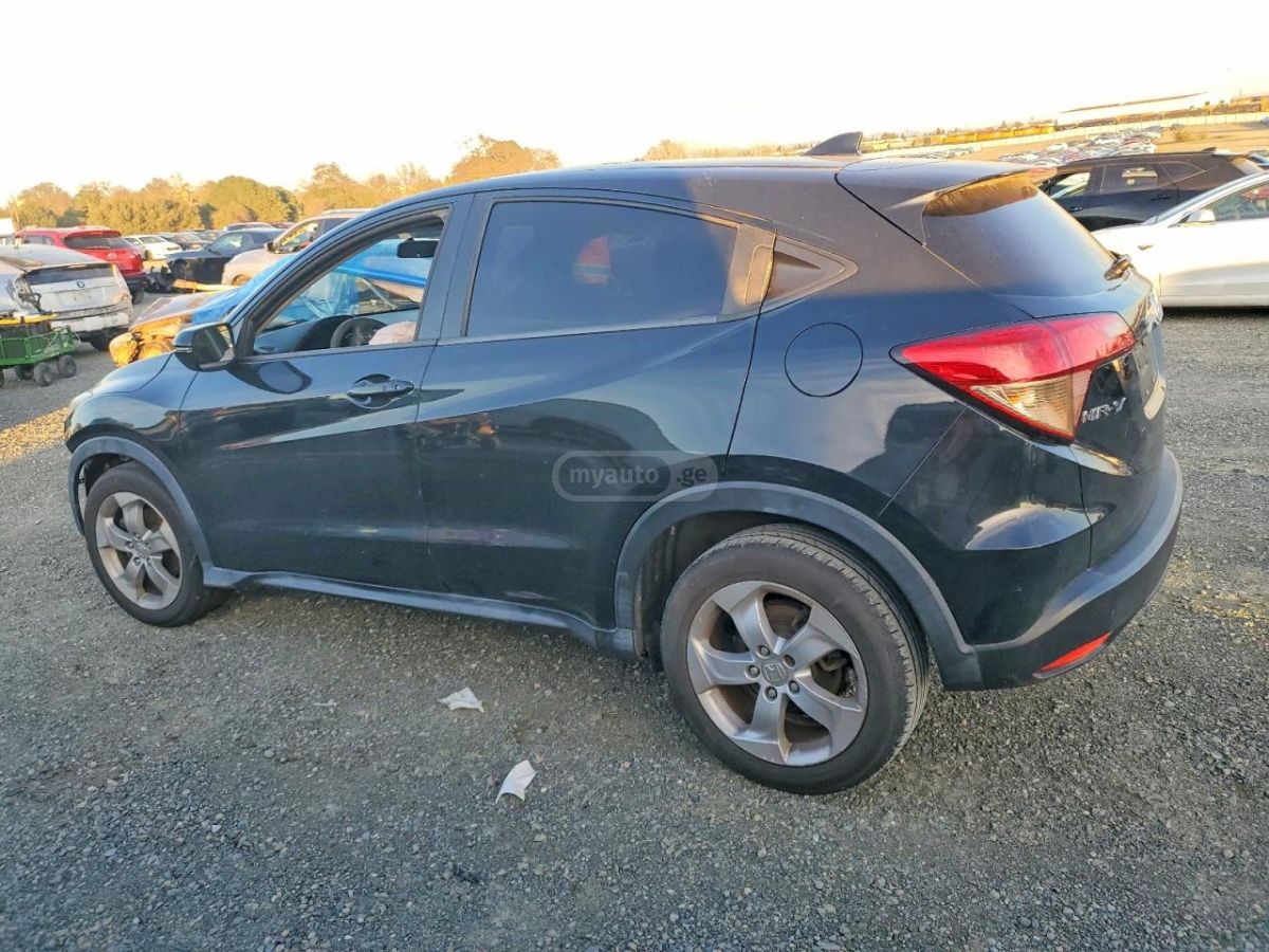 Honda HR-V 2016 — photo 2