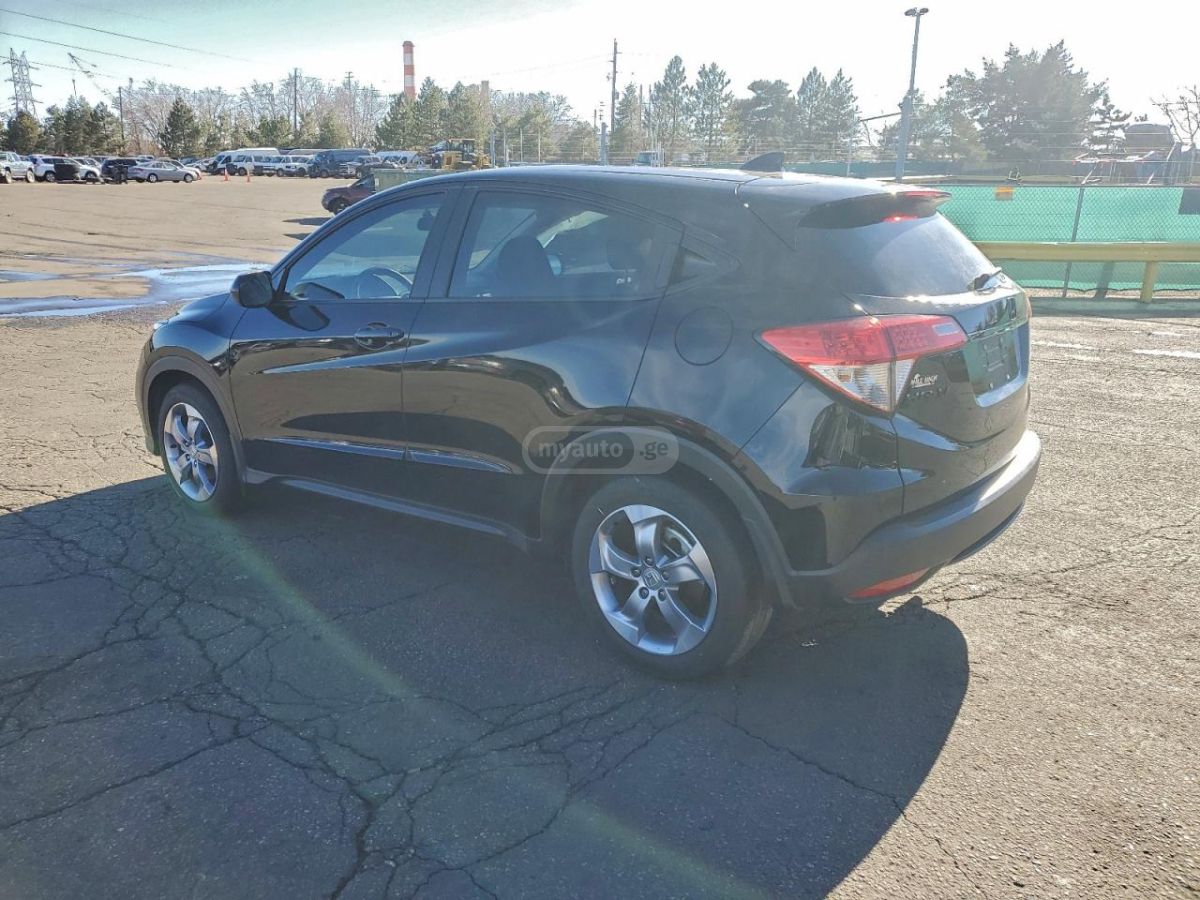 Honda HR-V 2022 — photo 2