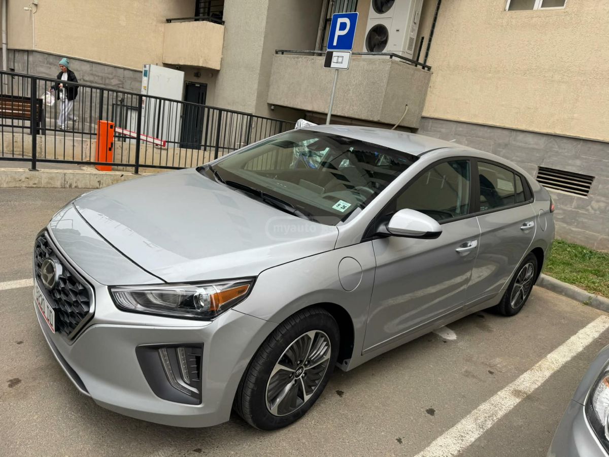 Hyundai Ioniq