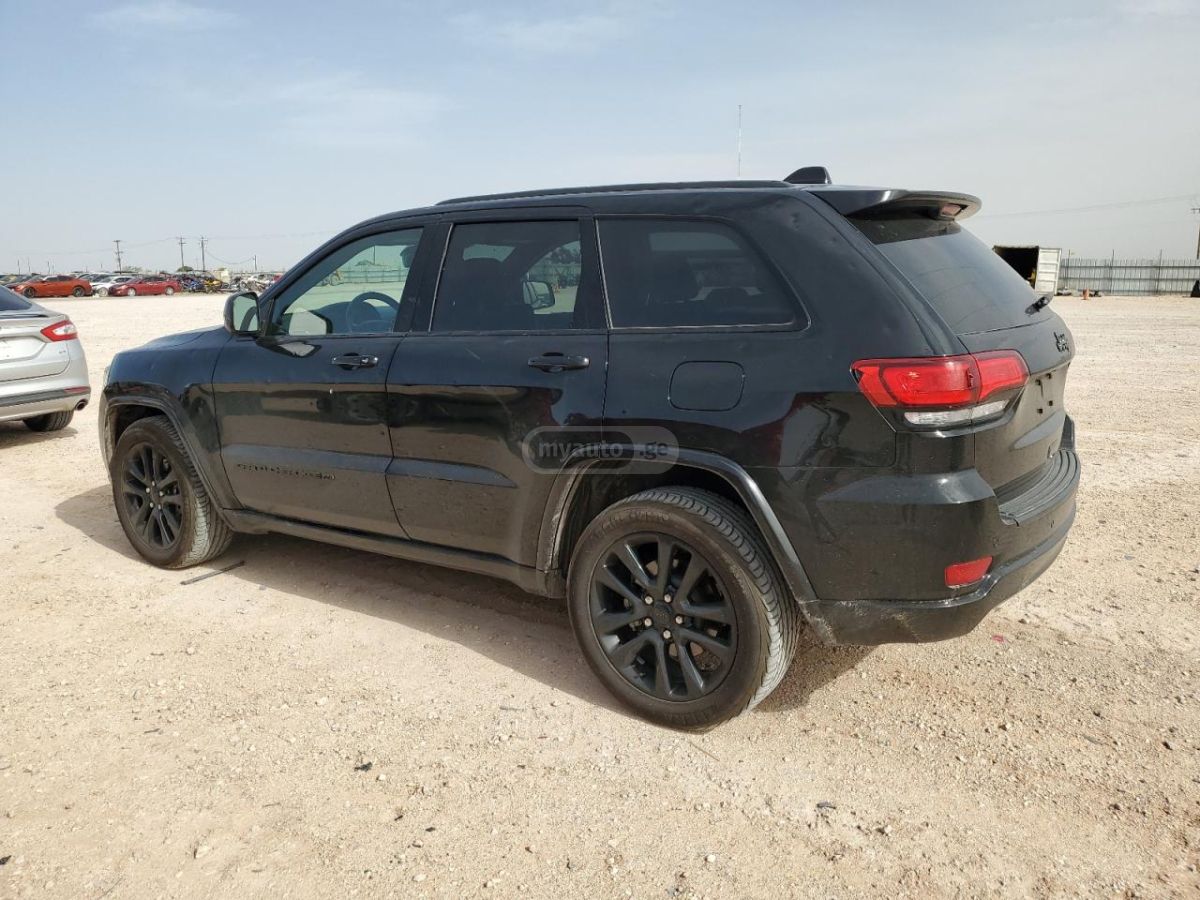 Jeep Grand Cherokee 2022 — photo 2