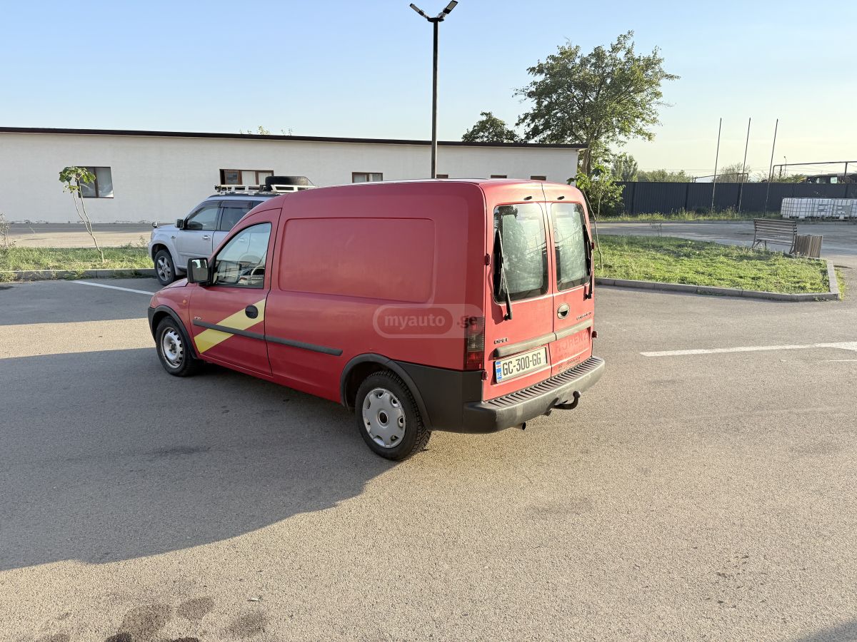 Opel Combo 2002 — photo 2