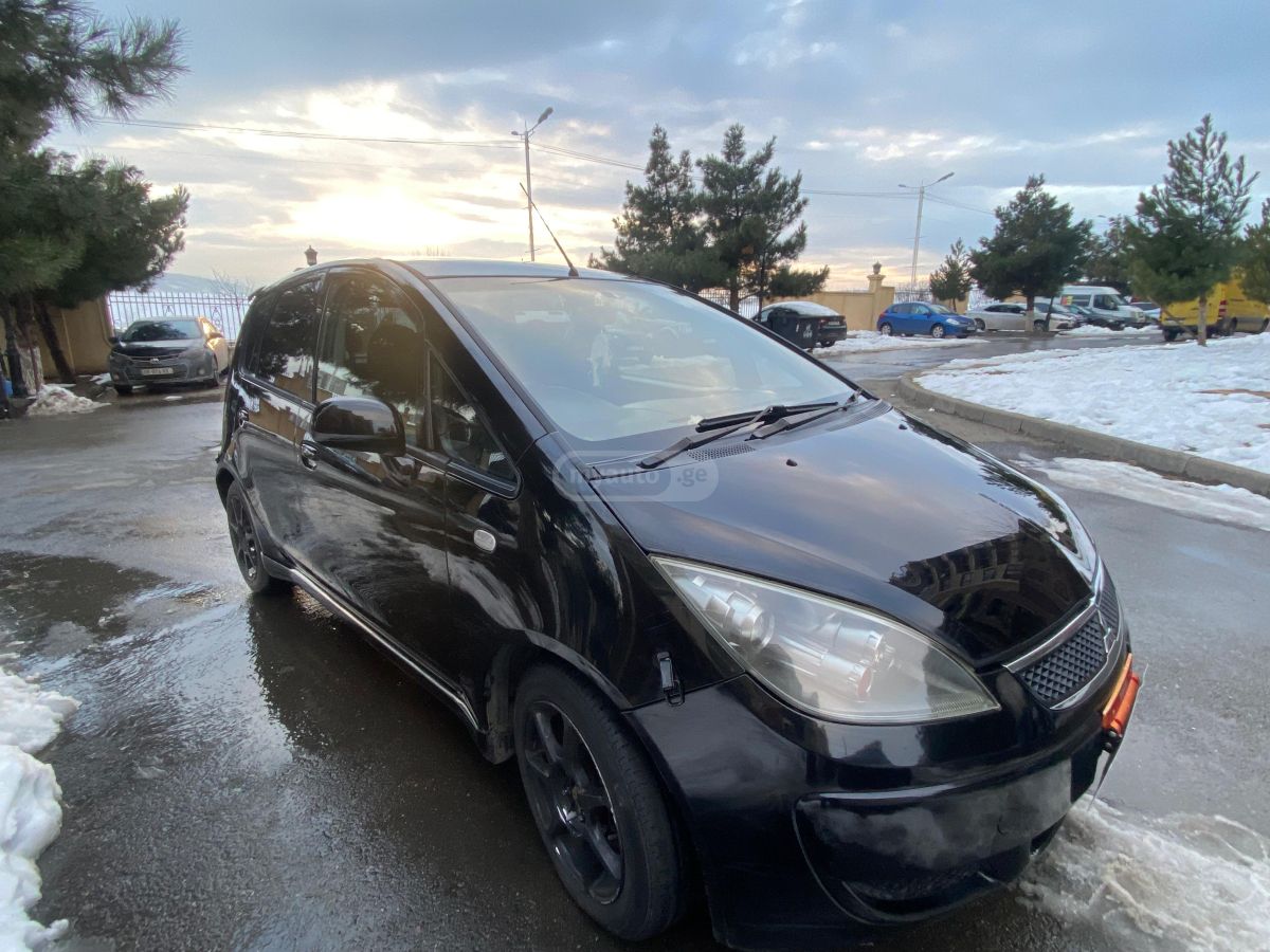 Mitsubishi Colt
