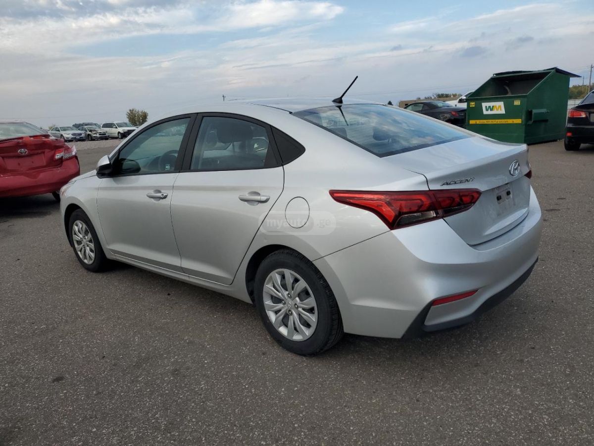 Hyundai Accent 2019 — photo 2