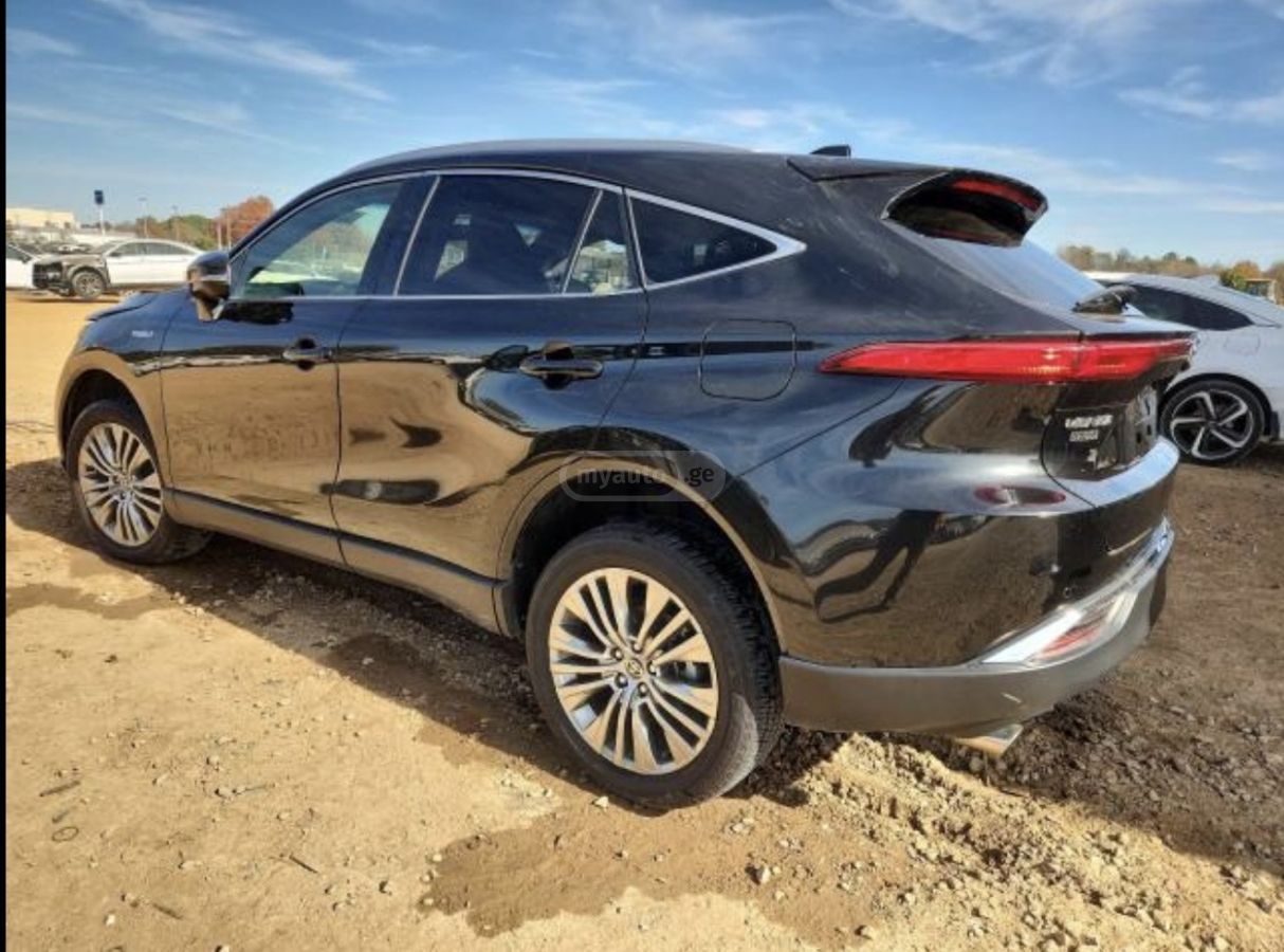 Toyota Venza 2021 — photo 2