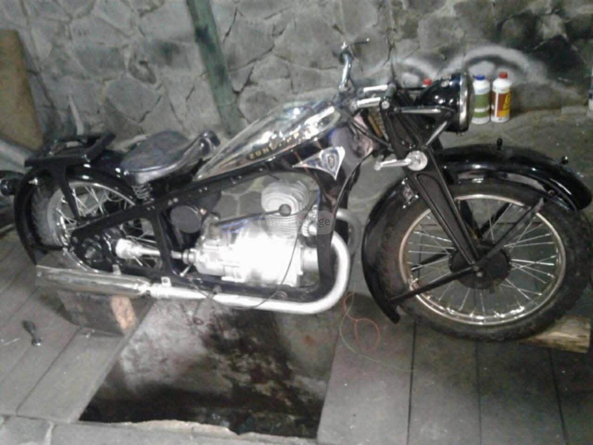 Kawasaki KDX 200 1933 — photo 2
