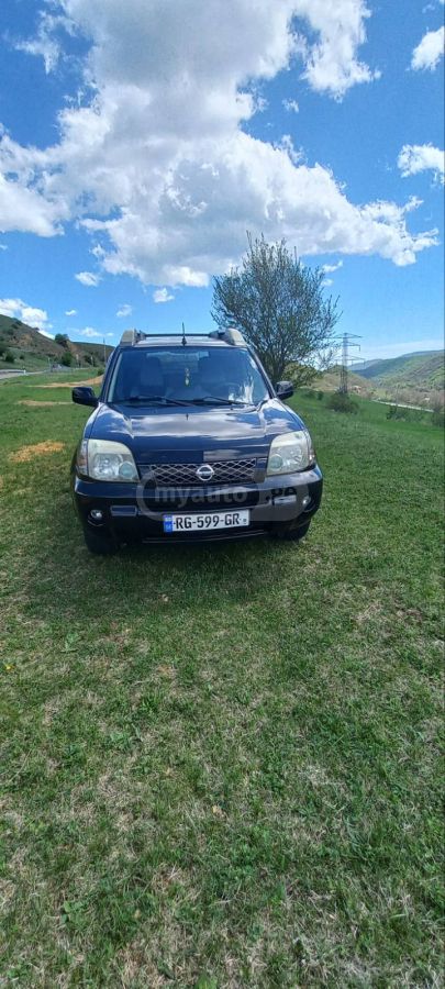 Nissan X-Trail 2004 — photo 2