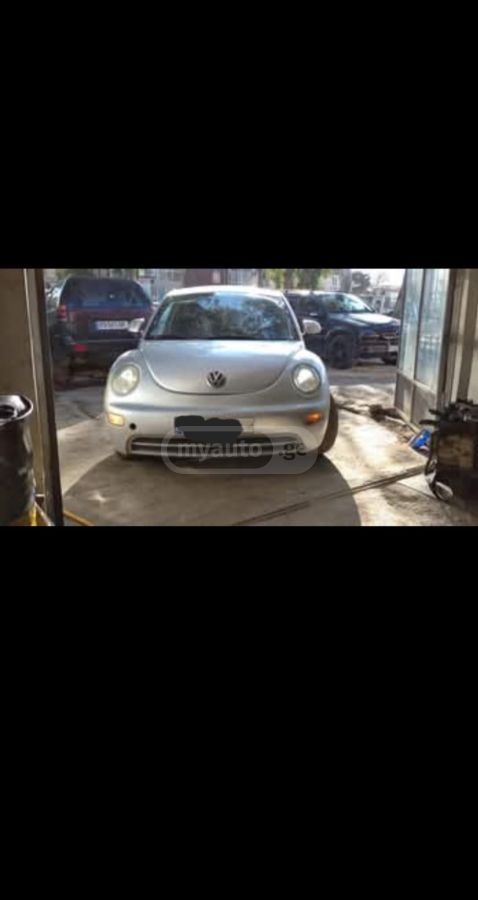 Volkswagen Beetle 2000 — photo 2