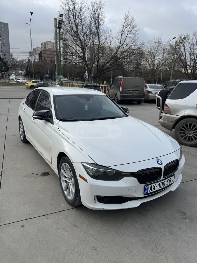 BMW 320
