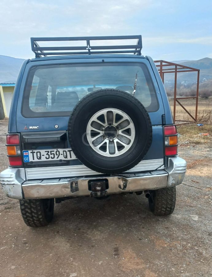 Mitsubishi Pajero 1992 — photo 2