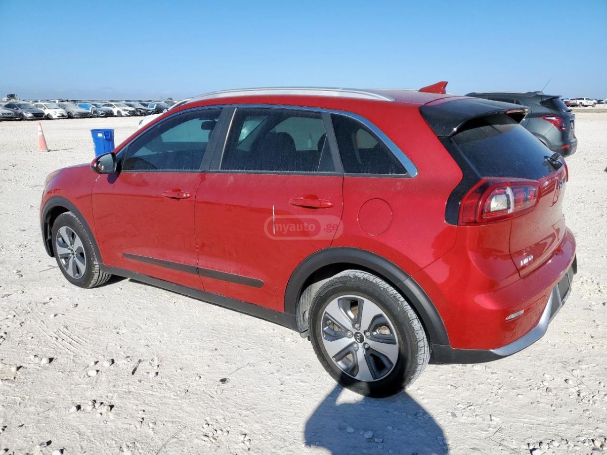 Kia Niro 2019 — photo 2