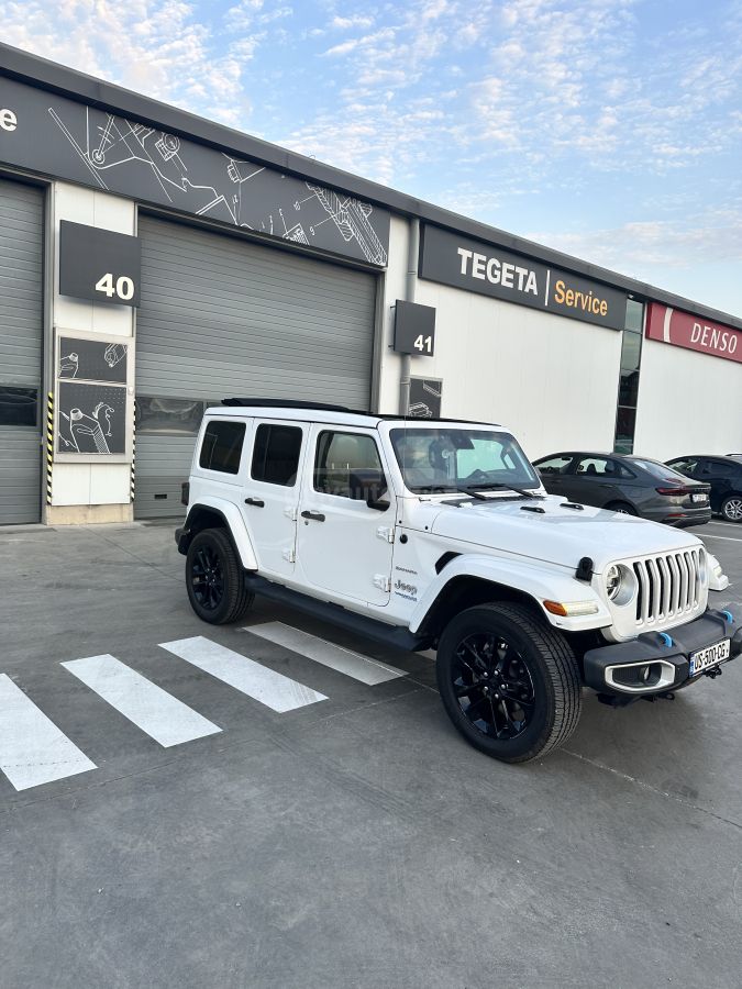 Jeep Wrangler 2021 — photo 2