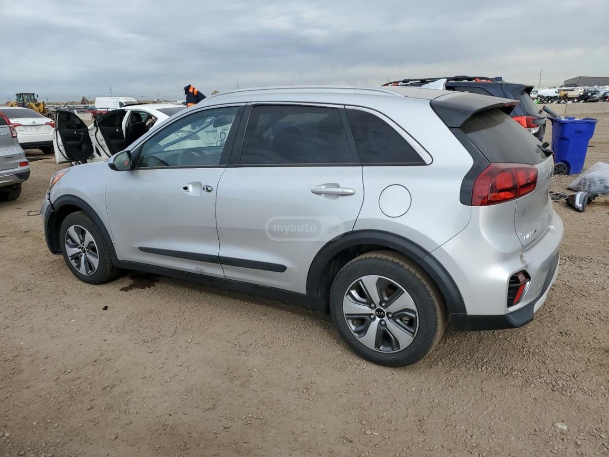 Kia Niro 2020 — photo 2