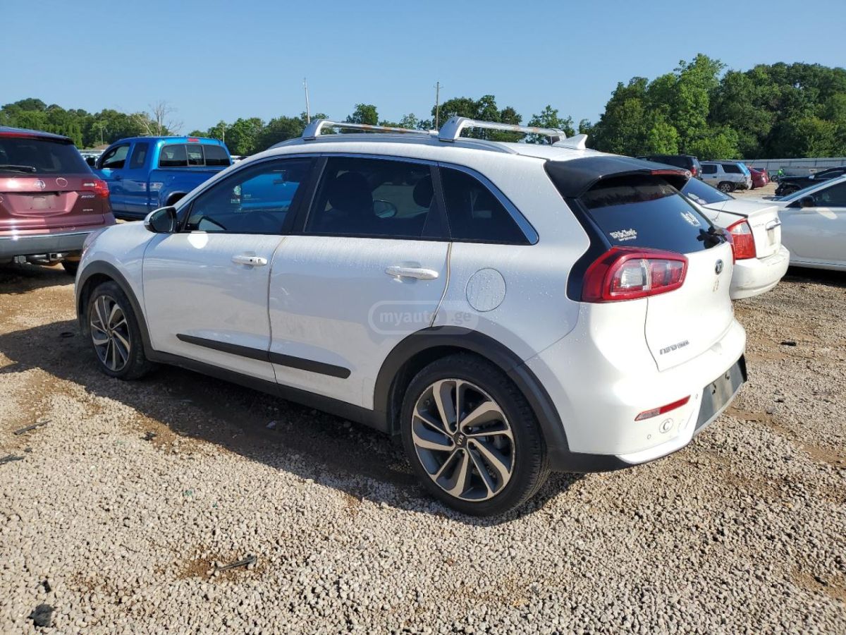 Kia Niro 2019 — photo 2