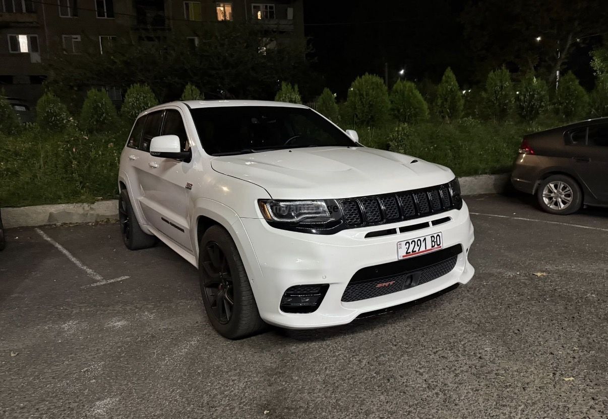 Jeep Grand Cherokee 2018 — photo 2