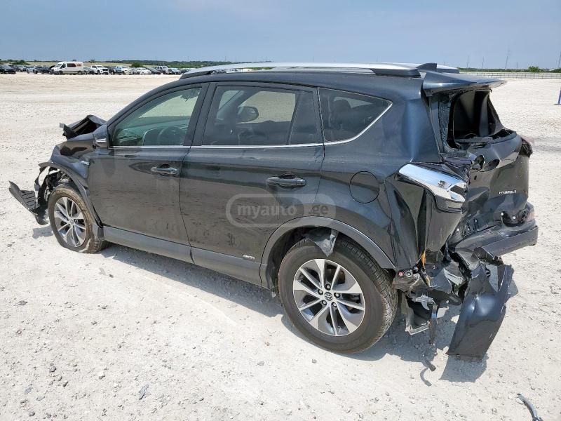 Toyota RAV4 2018 — photo 2