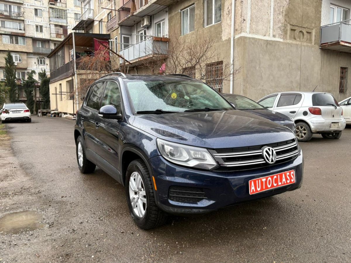 Volkswagen Tiguan 2012 — photo 2