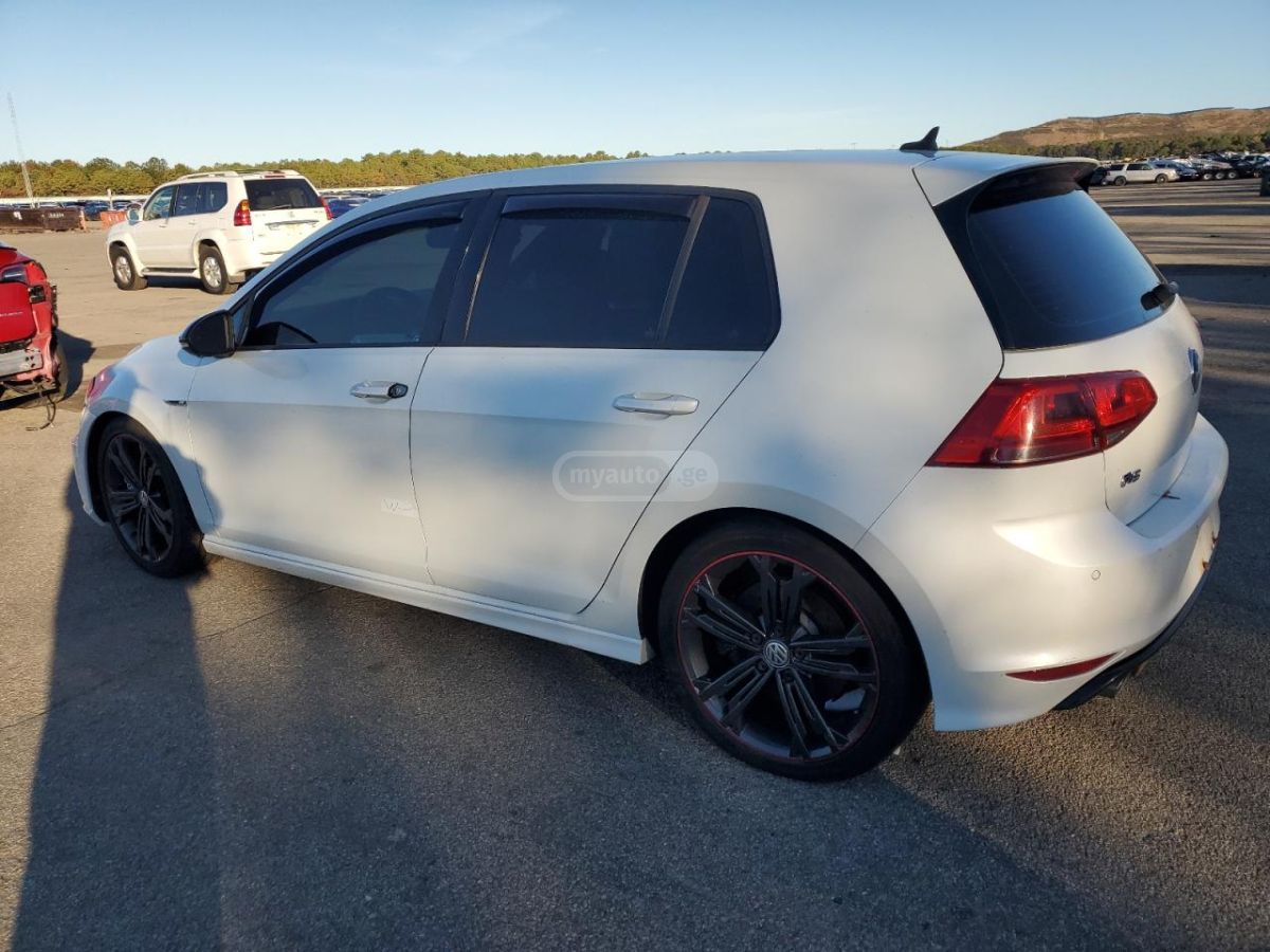 Volkswagen Golf 2017 — photo 2