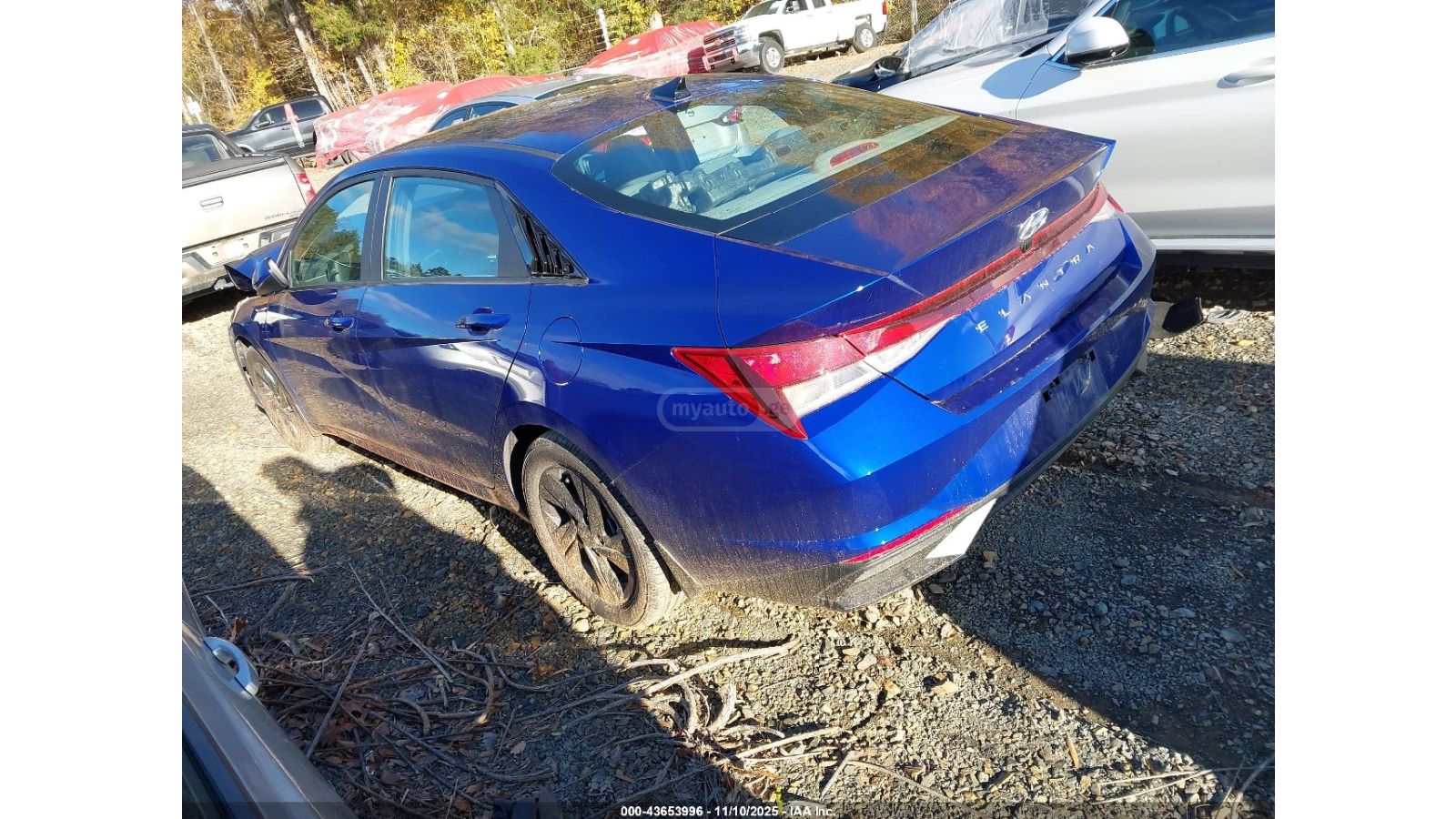 Hyundai Elantra 2022 — photo 2