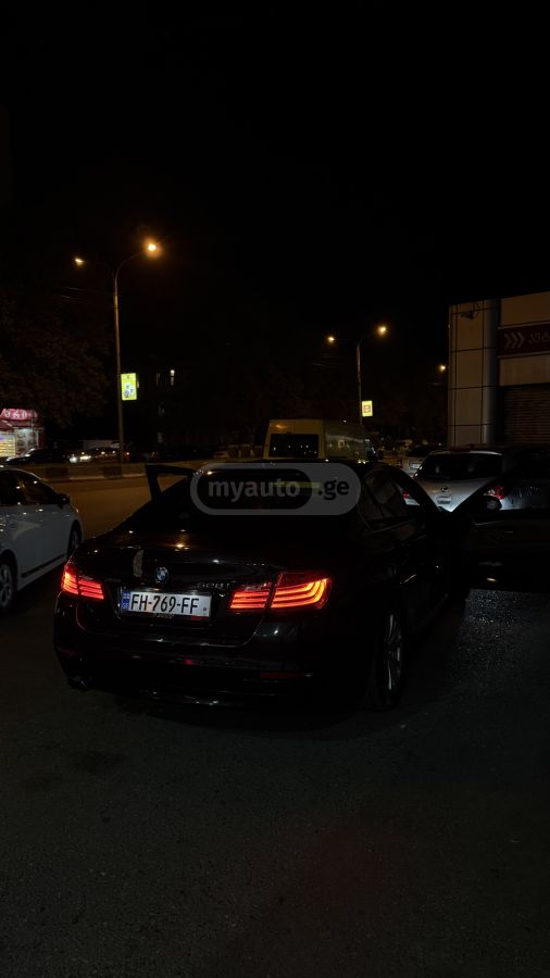 BMW 528 2015 — photo 2