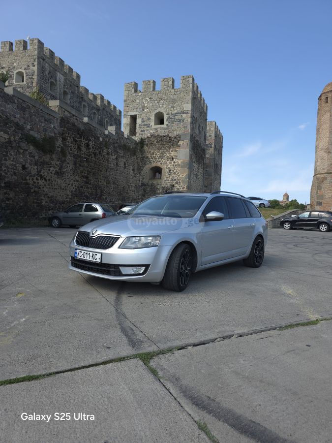 Skoda Octavia 2014 — photo 2