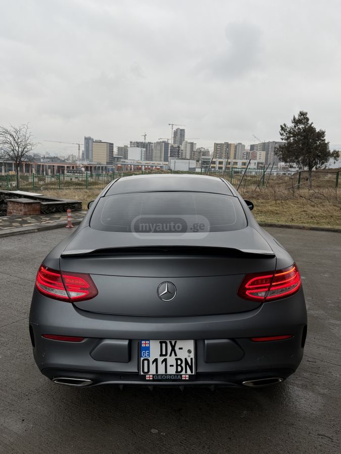 Mercedes-Benz C 300