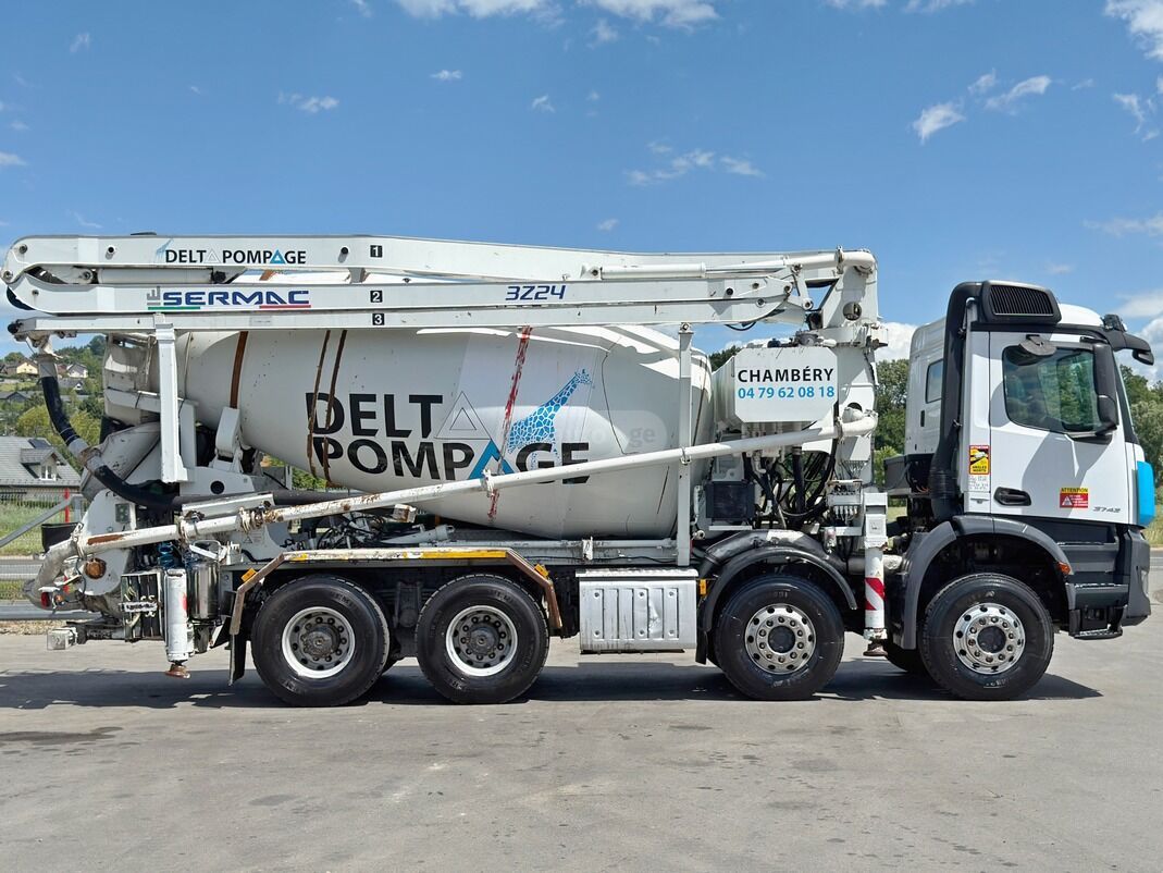 Mercedes-Benz Arocs 2016 — photo 2