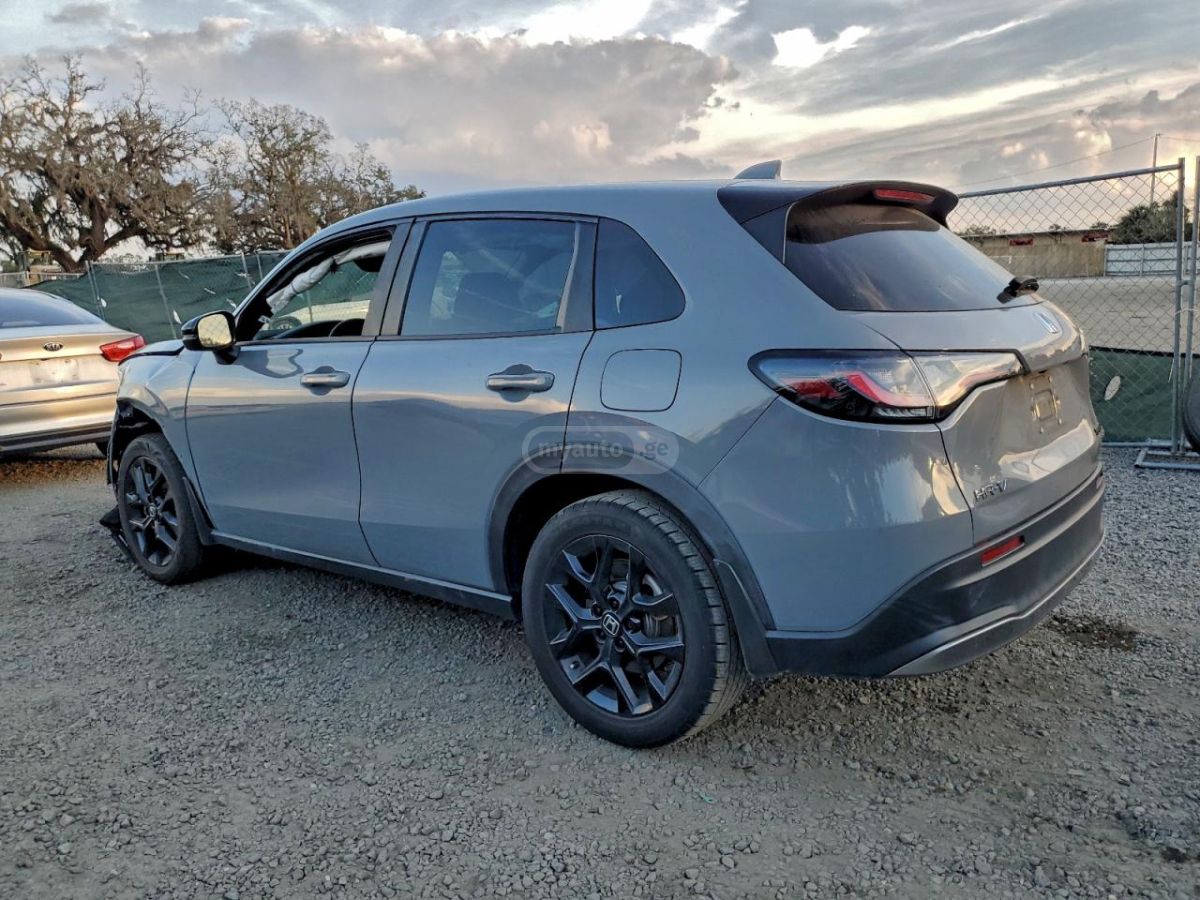 Honda HR-V 2023 — photo 2
