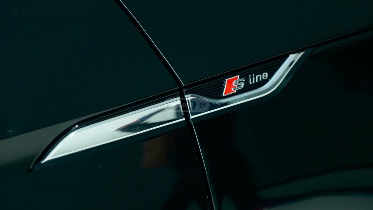Audi A5 2019 — photo 2