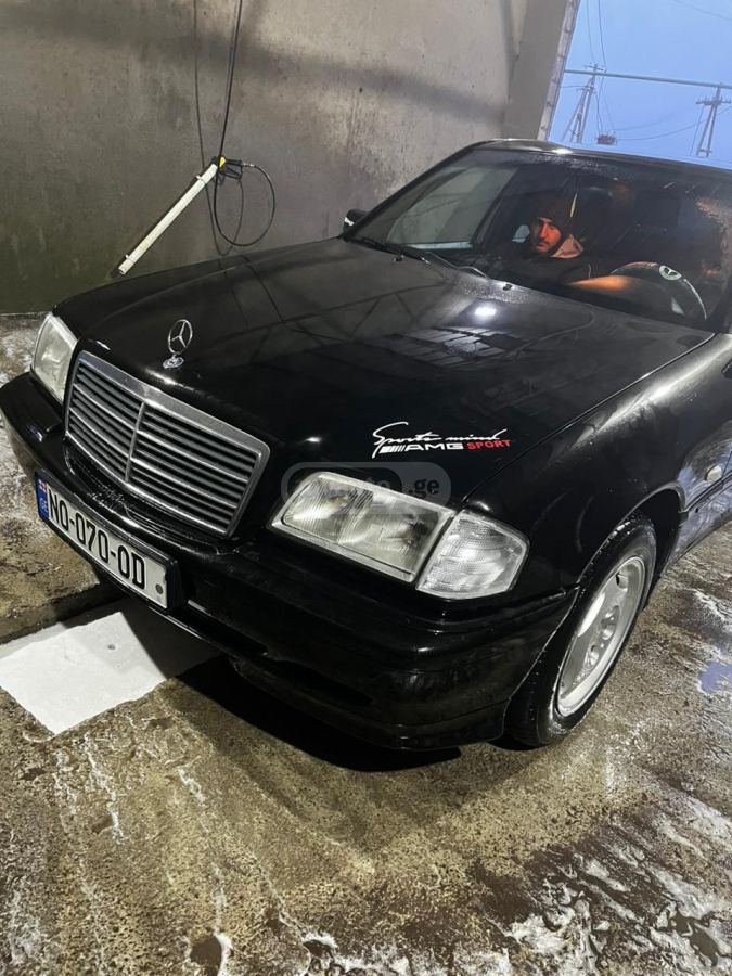 Mercedes-Benz C 180 1998 — photo 2