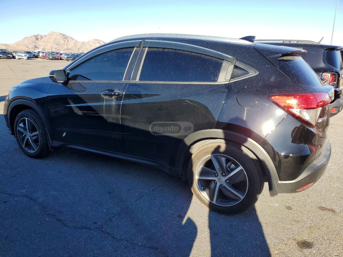 Honda HR-V 2022 — photo 2
