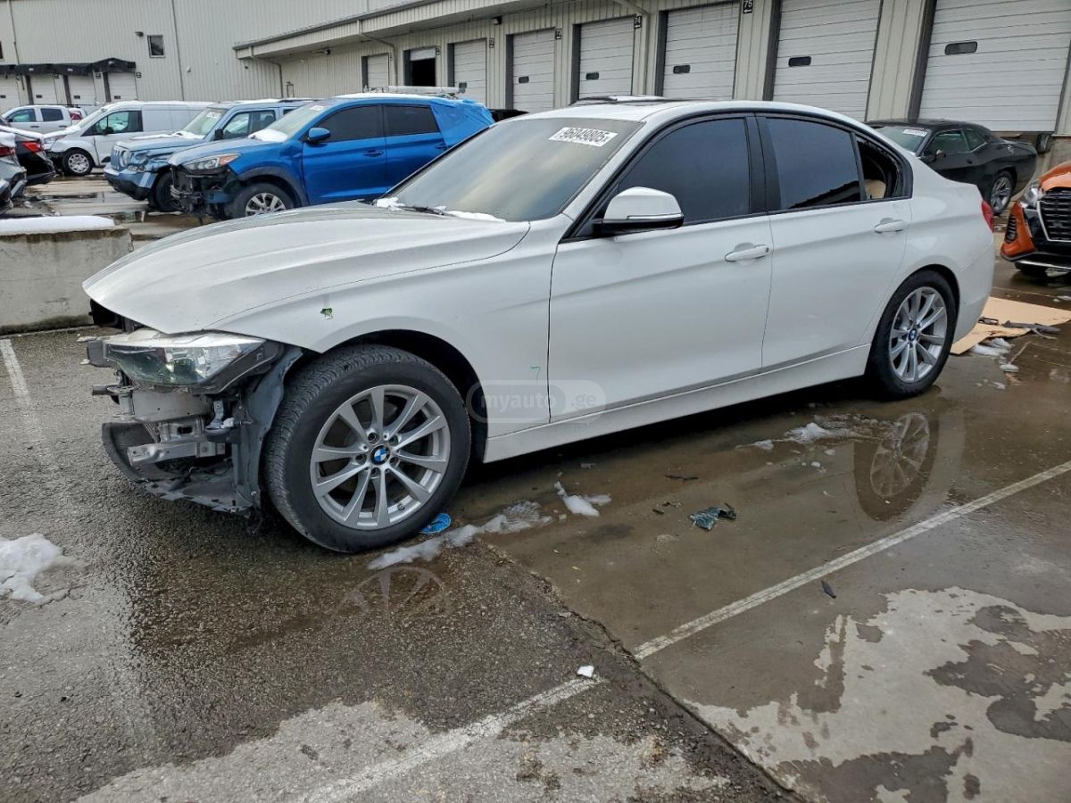 BMW 320 2017 — photo 2