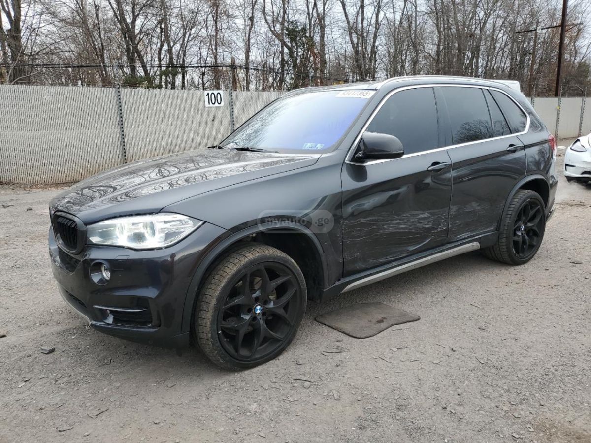 BMW X5 2017 — photo 2