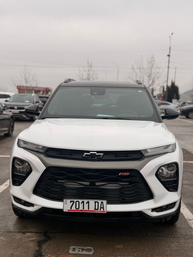 Chevrolet Trailblazer 2022 — photo 2