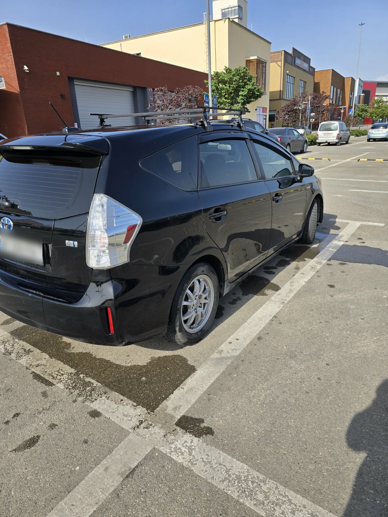 Toyota Prius V