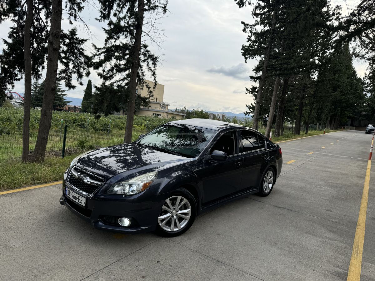 Subaru Legacy 2013 — photo 2