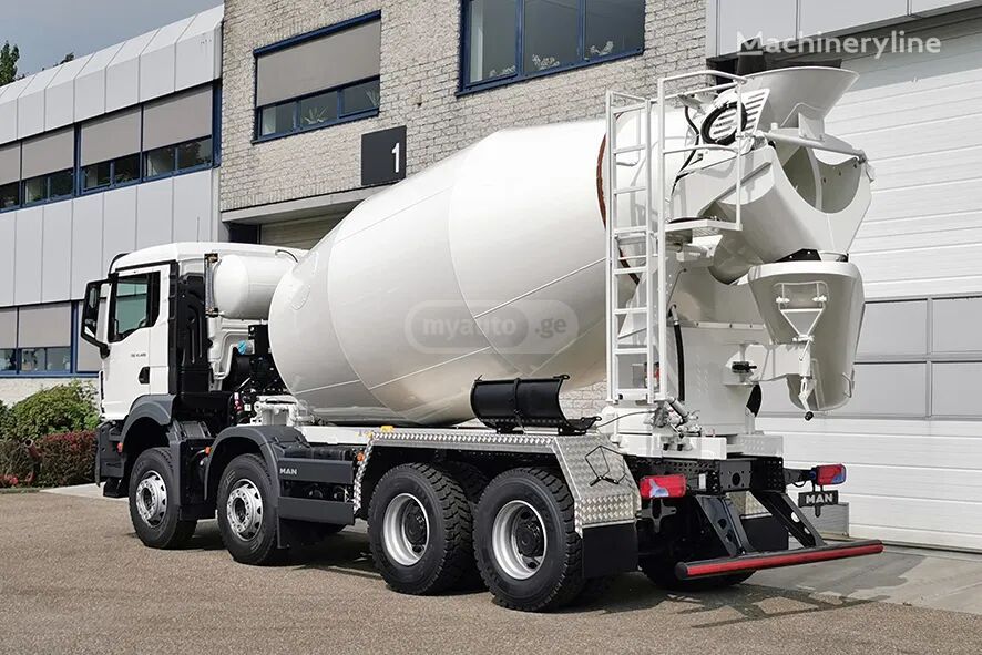 Isuzu TGS 2023 — photo 2
