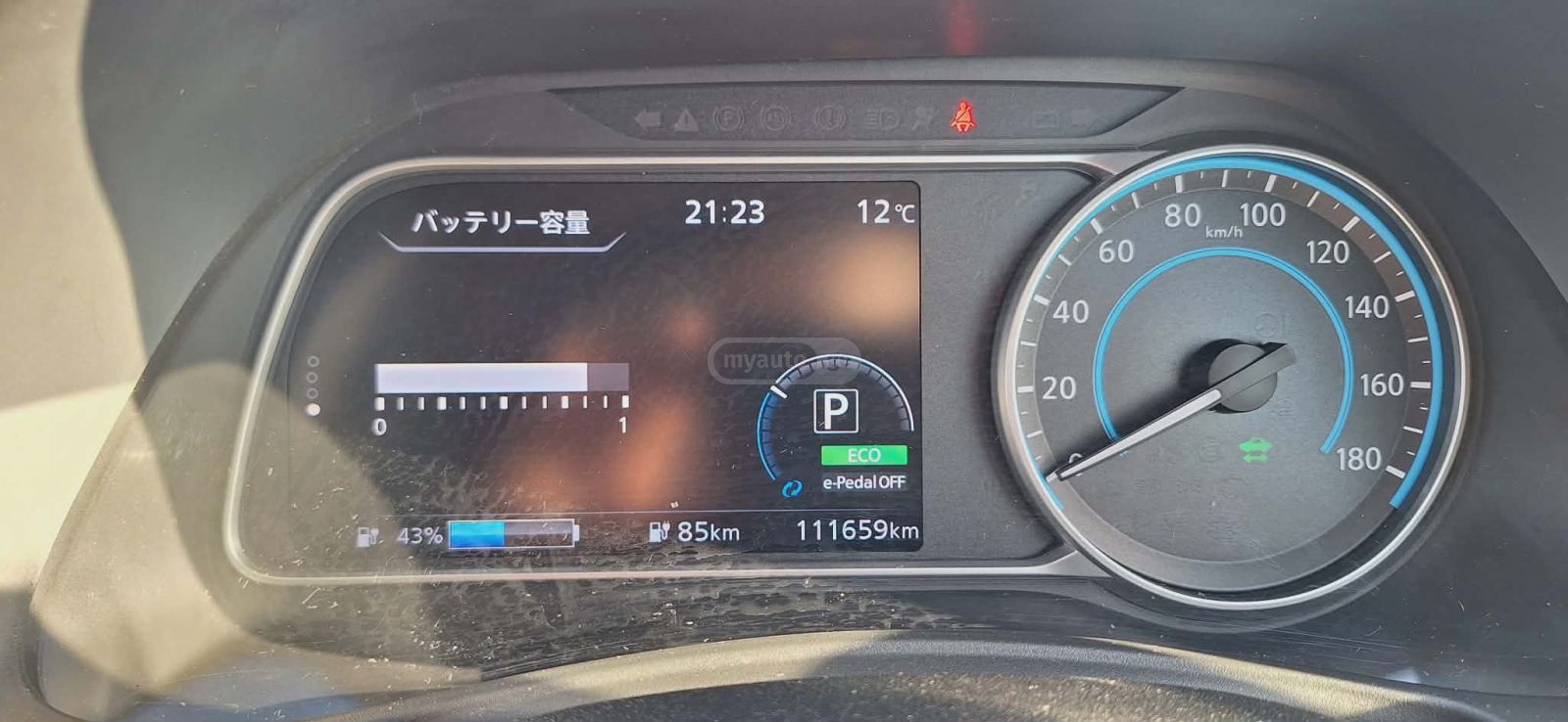 Nissan Leaf 2018 — photo 2