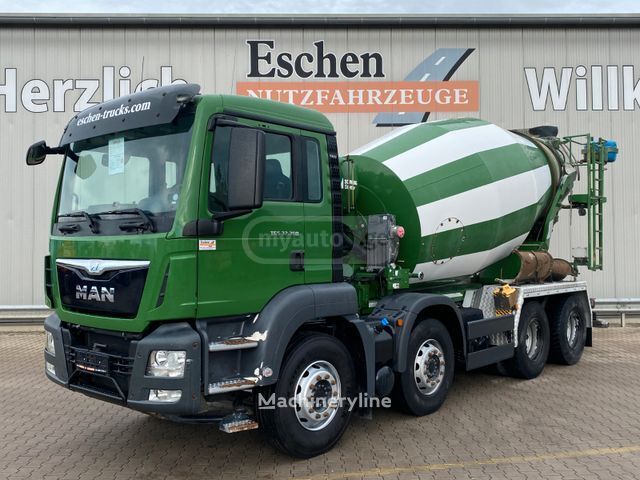 Isuzu TGS