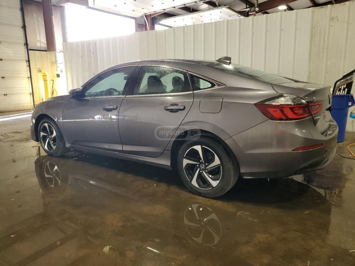 Honda Insight 2022 — photo 2