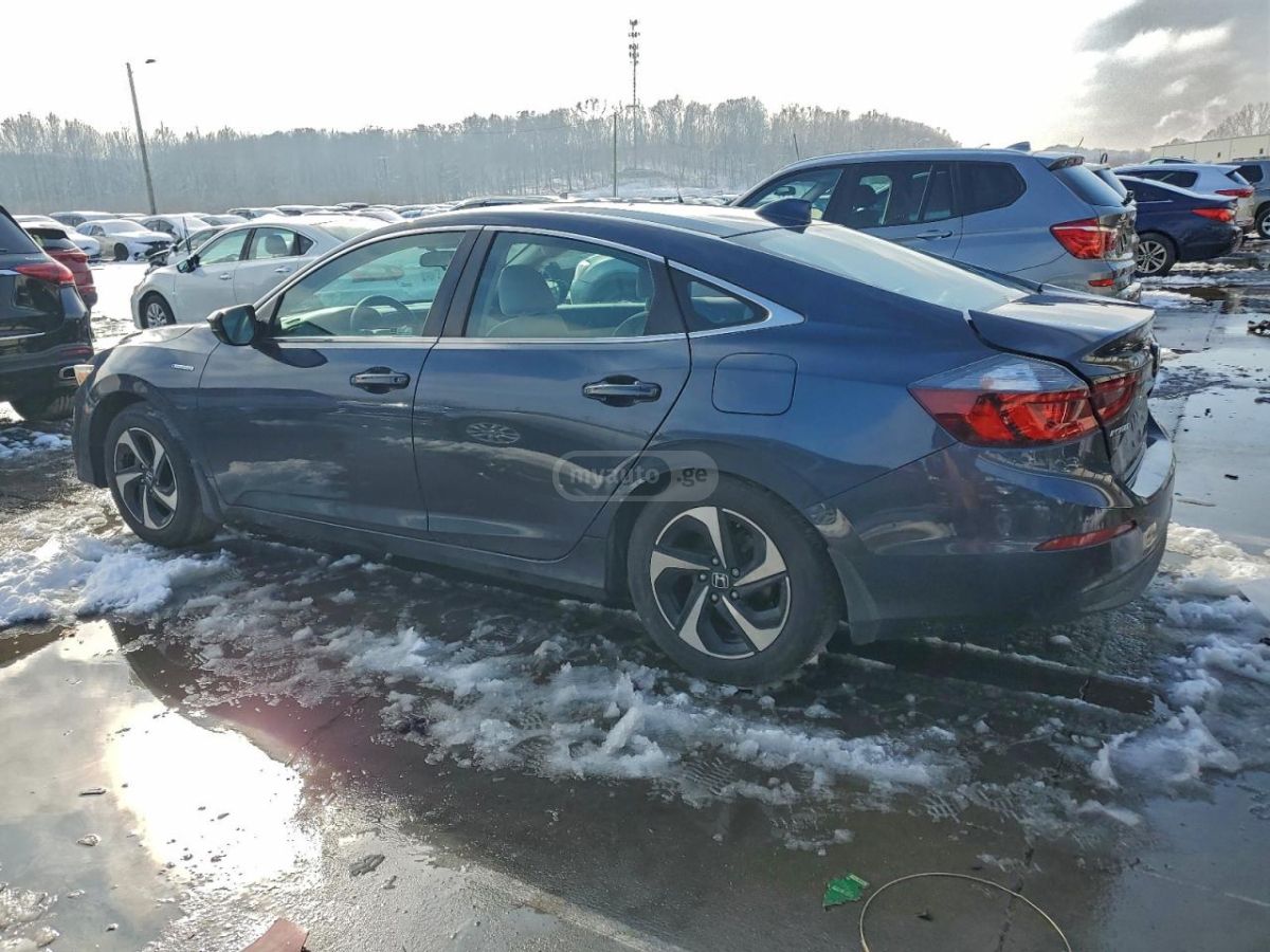Honda Insight 2022 — photo 2