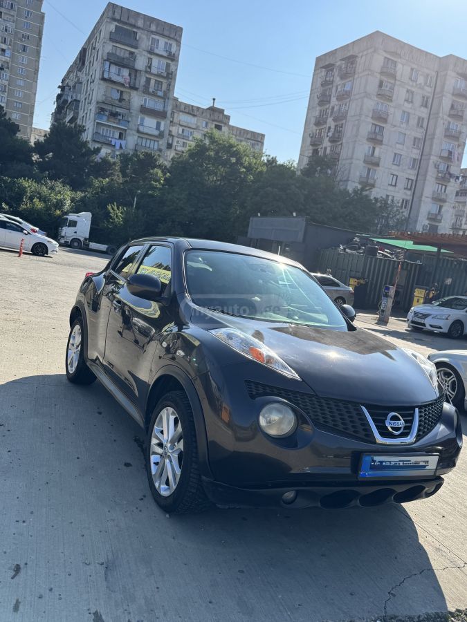 Nissan Juke 2011 — photo 2