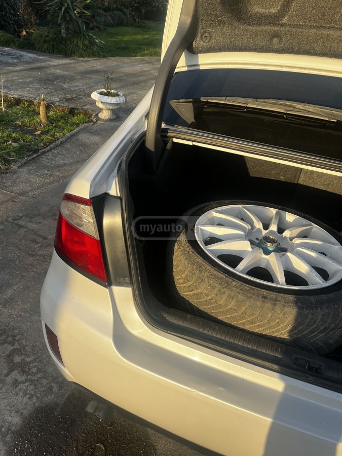 Subaru Legacy 2007 — photo 2
