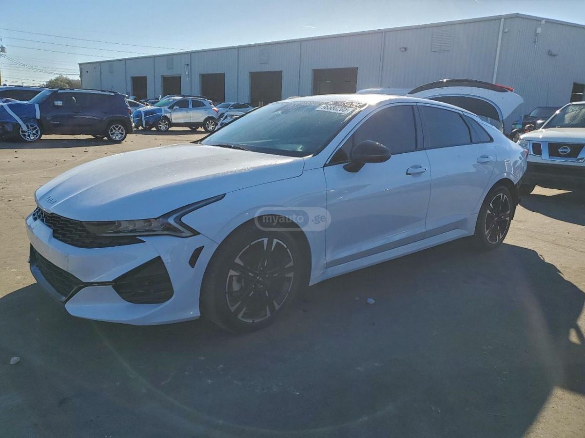 Kia K5 2022 — photo 2