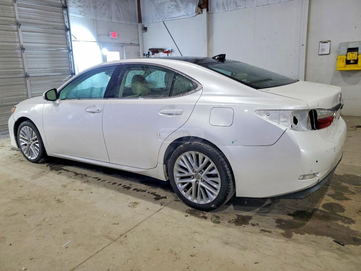 Lexus ES 350 2018 — photo 2