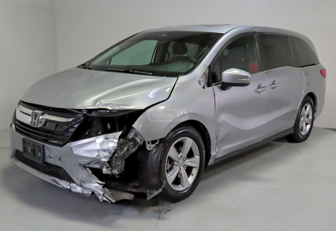 Honda Odyssey 2020 — photo 2