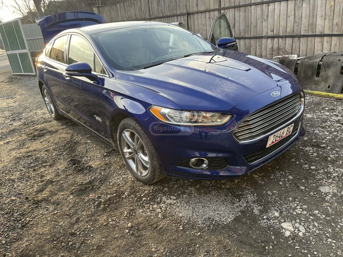 Ford Fusion 2016 — photo 2
