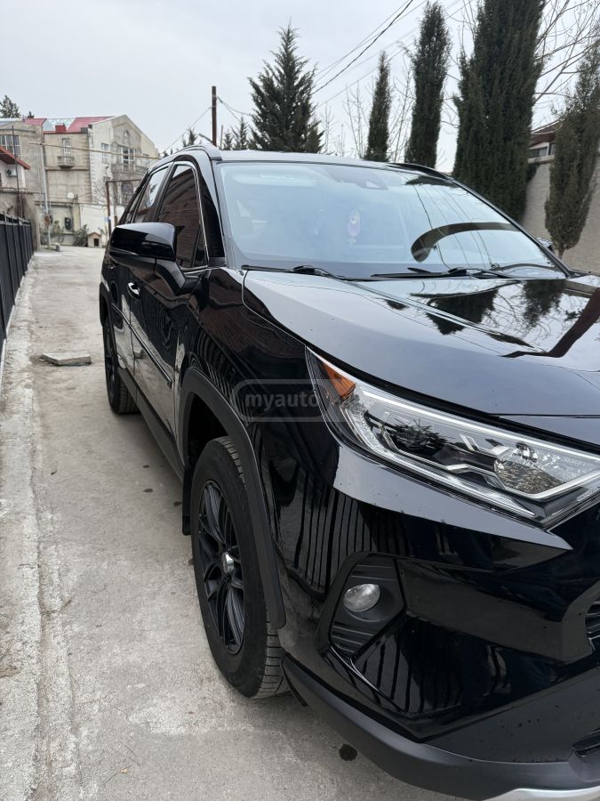 Toyota RAV4 2020 — photo 2