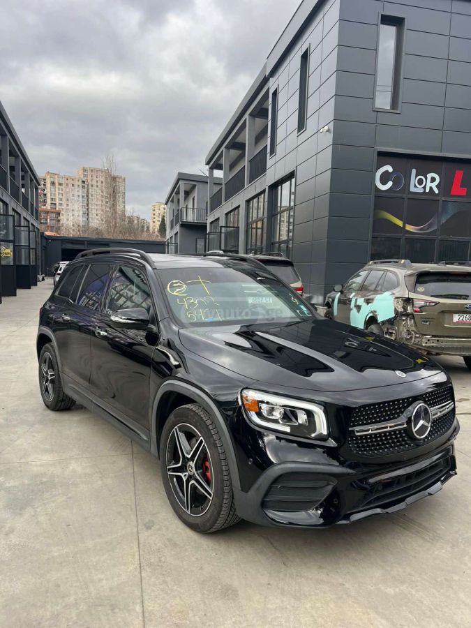 Mercedes-Benz GLB 250 2022 — photo 2